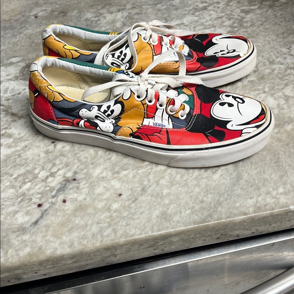⨠Disney x Vans Mickey Mouse Sneakers â Womenâs 9.5 ⨠- Picture 2 of 8